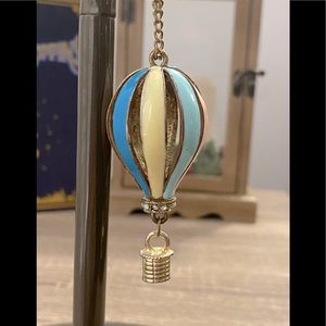 Cute and Unique Hot Air Balloon Necklace